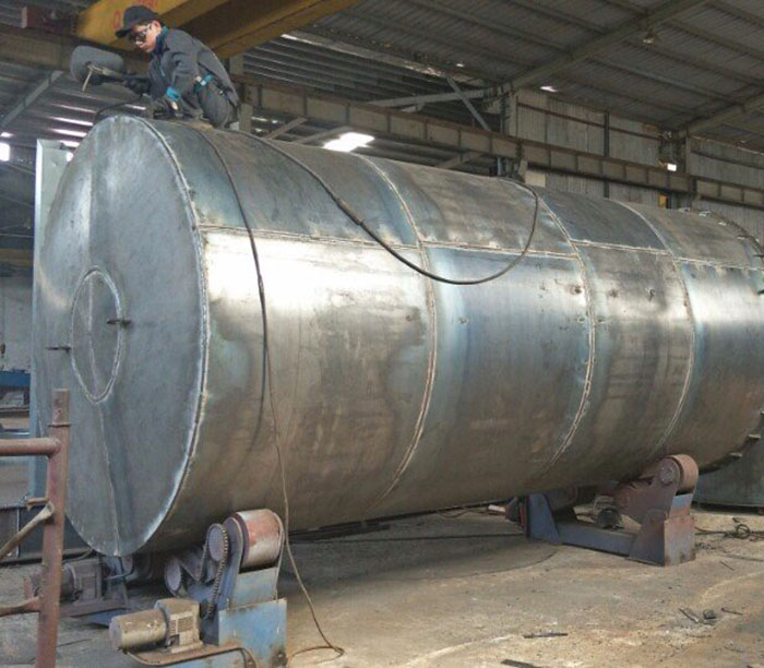 Industrial stainless steel tank